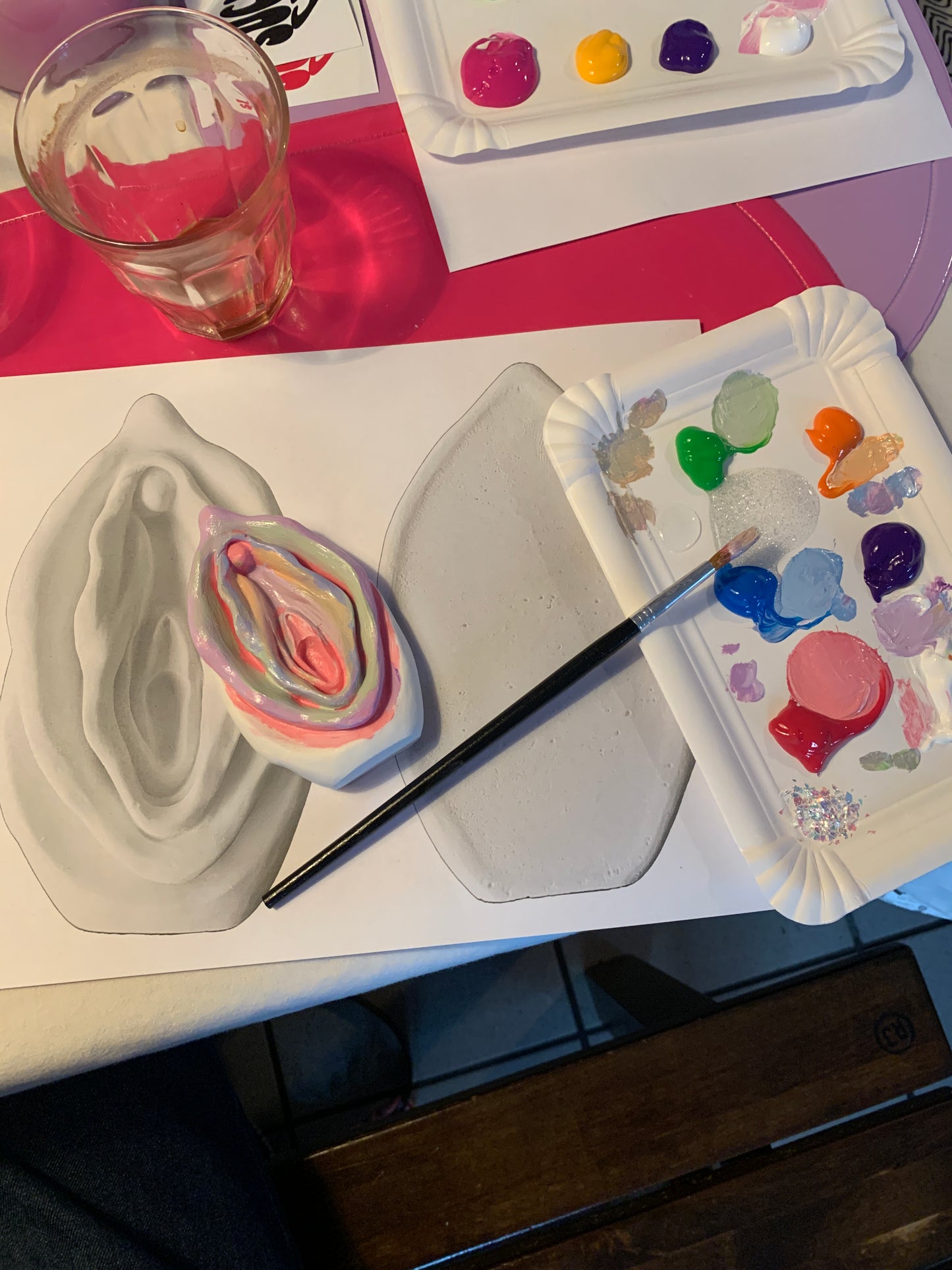 Paint a pussy / Penis