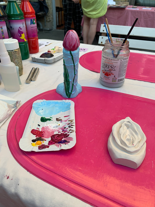 Paint a pussy / Penis