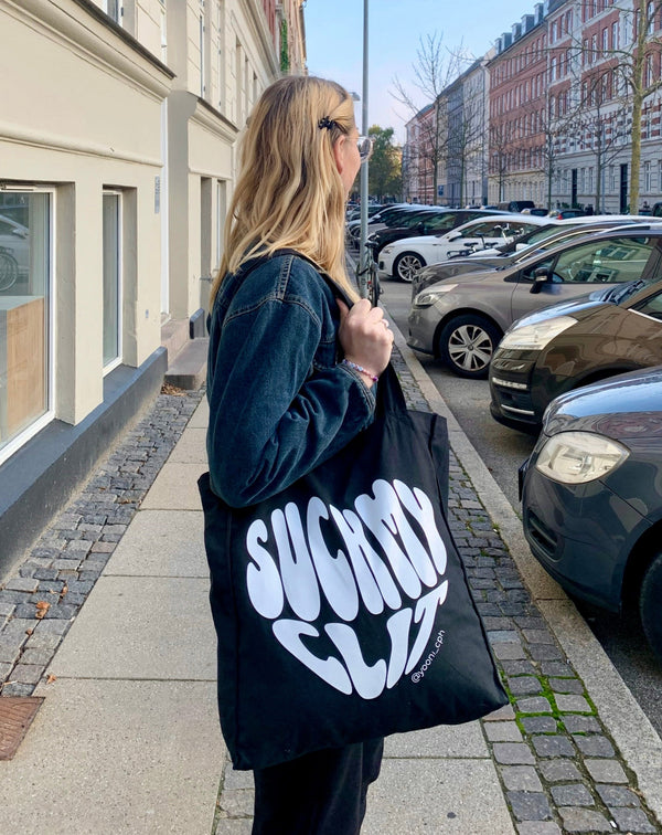 Suck my CLIT shopper // sort